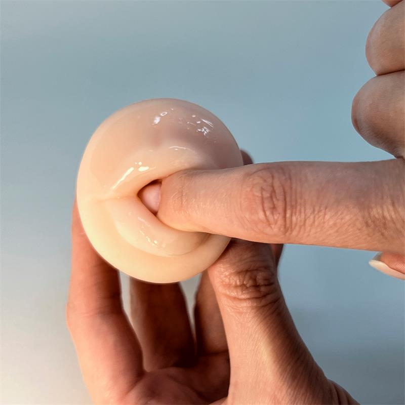 Mini Masturbator Oral Experience